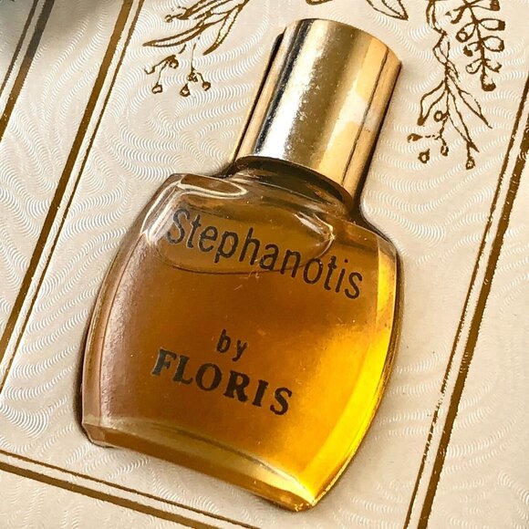 Floris London Fragrance Bath Essence 6 Bottles New ntrated Bath Essence Set - Picture 5 of 16